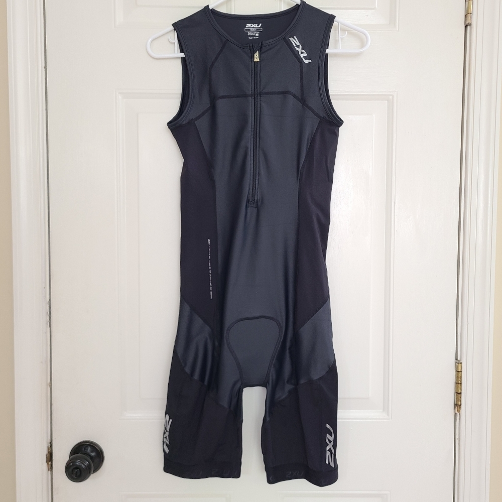 2XU Mens Compression Trisuit Size M Front Zip Padded Triathlon Cycling